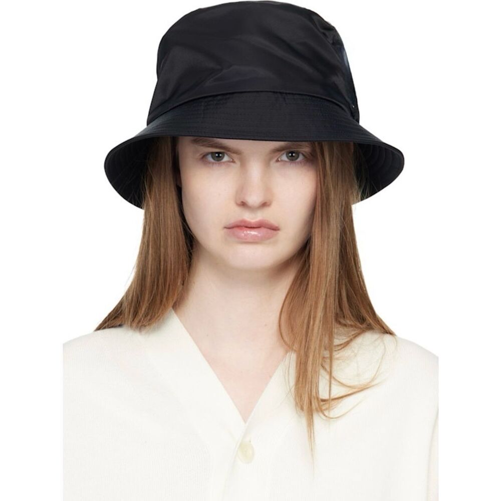 H&M - Black bucket Hat